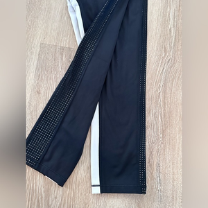 Athleta: Capri‎ Legging: Hiit It Mesh